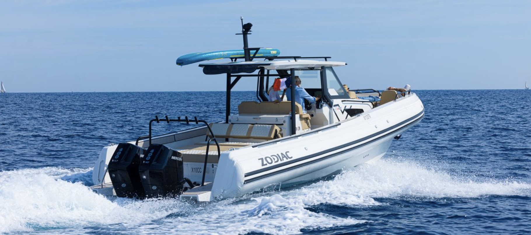 Pneu Marine Services 06 Zodiac Semi Rigide Cannes X10CC 1 Pneu Marine Services 06 Zodiac Semi Rigide Cannes X10CC 1