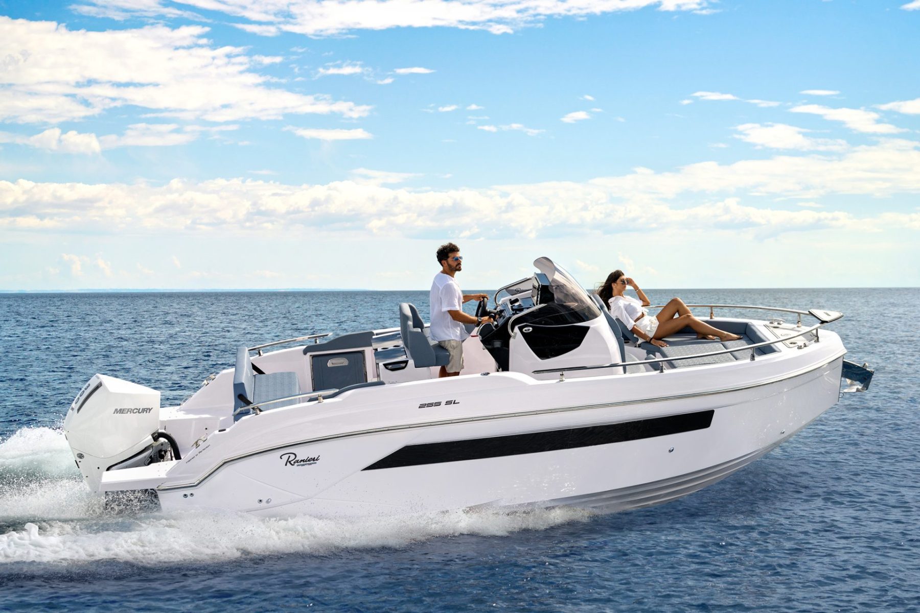 Pneu Marine Services 06 Zodiac Semi Rigide Cannes DSC03805 OK 1 Pneu Marine Services 06 Zodiac Semi Rigide Cannes DSC03805 OK 1