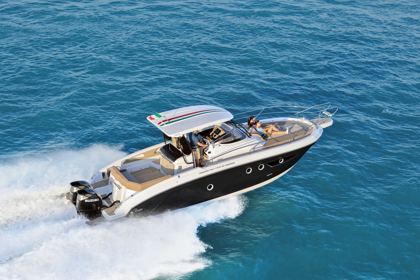 Pneu Marine Services 06 Zodiac Semi Rigide Cannes PHOTO 1 5 Pneu Marine Services 06 Zodiac Semi Rigide Cannes PHOTO 1 5