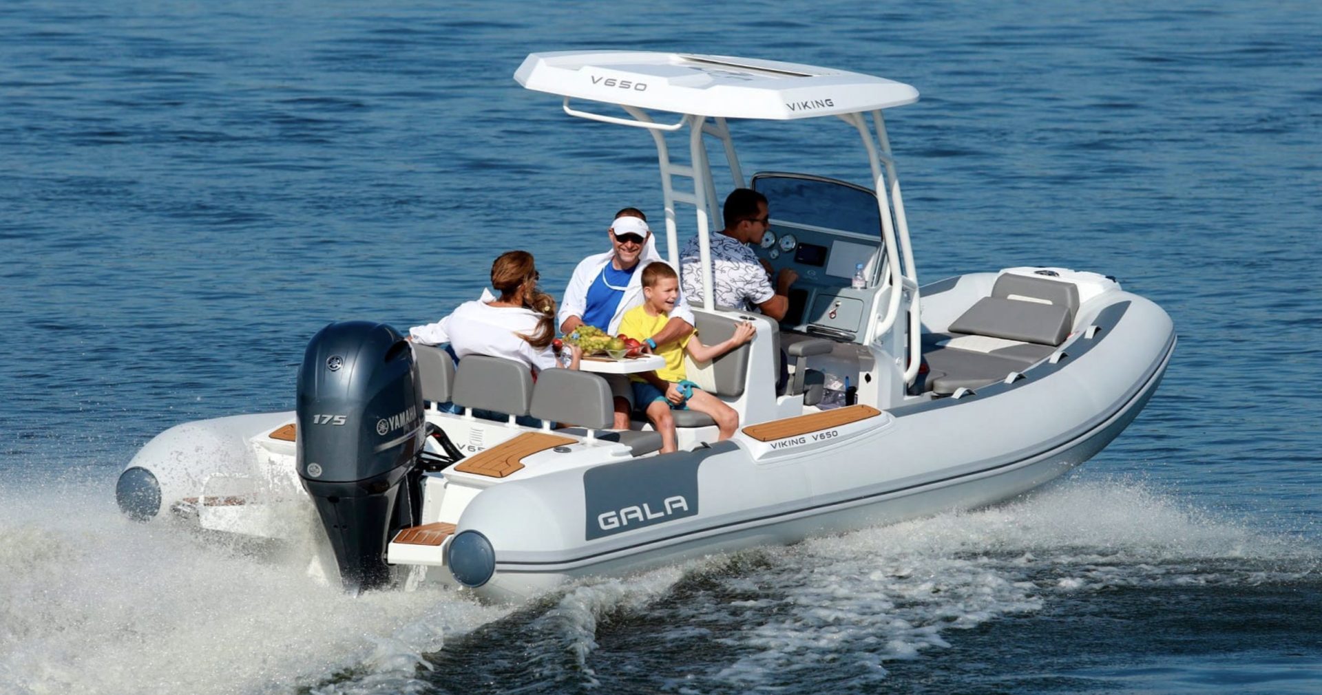 Pneu Marine Services 06 Zodiac Semi Rigide Cannes VIKING V650 3 Pneu Marine Services 06 Zodiac Semi Rigide Cannes VIKING V650 3