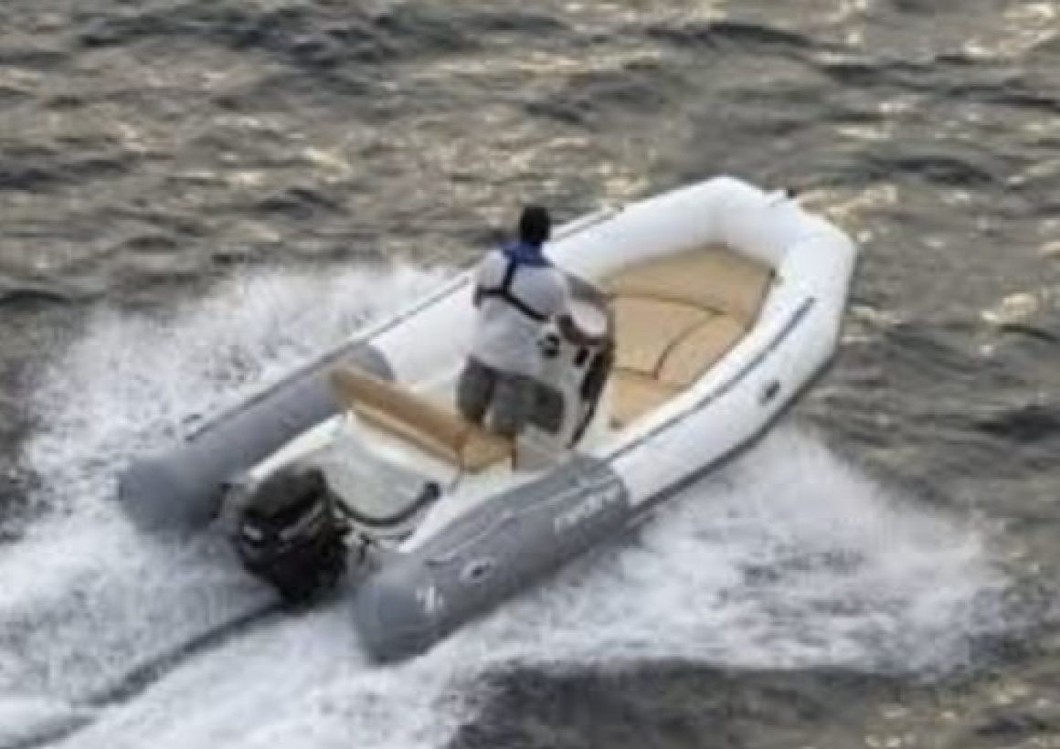Pneu Marine Services 06 Zodiac Semi Rigide Cannes MEDLINE 500 2