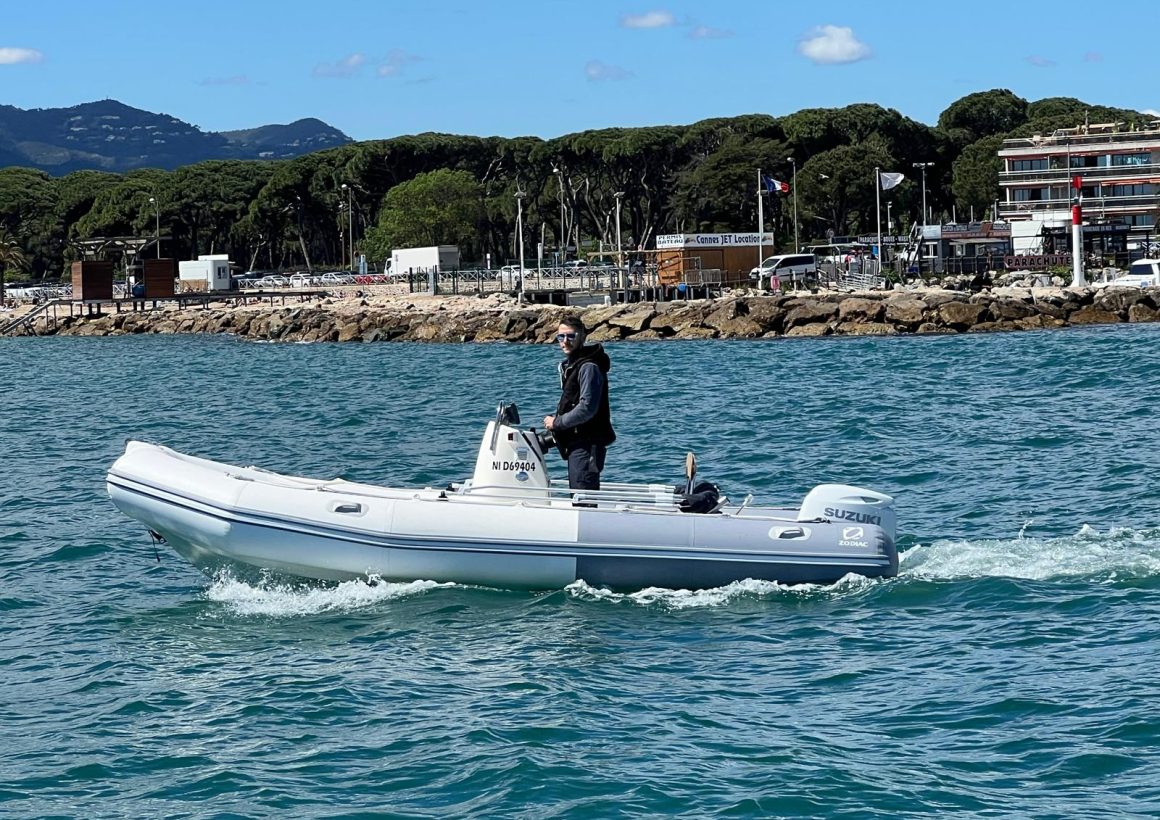 Pneu Marine Services 06 Zodiac Semi Rigide Cannes MEDLINE 500